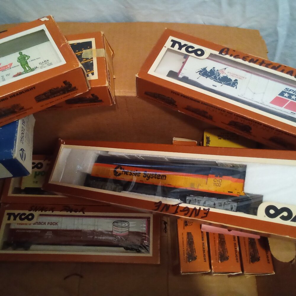 Tyco Train